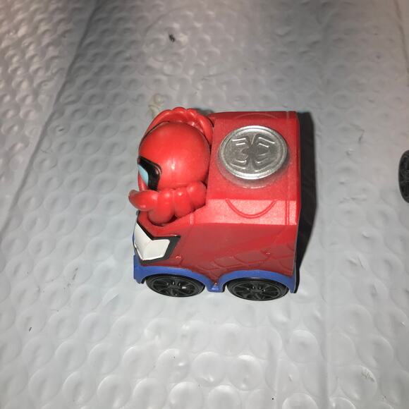 Spidey and His Amazing Friends 2 Mini Vehicles Cars 2in Marvel Lot - Picture 2 of 11